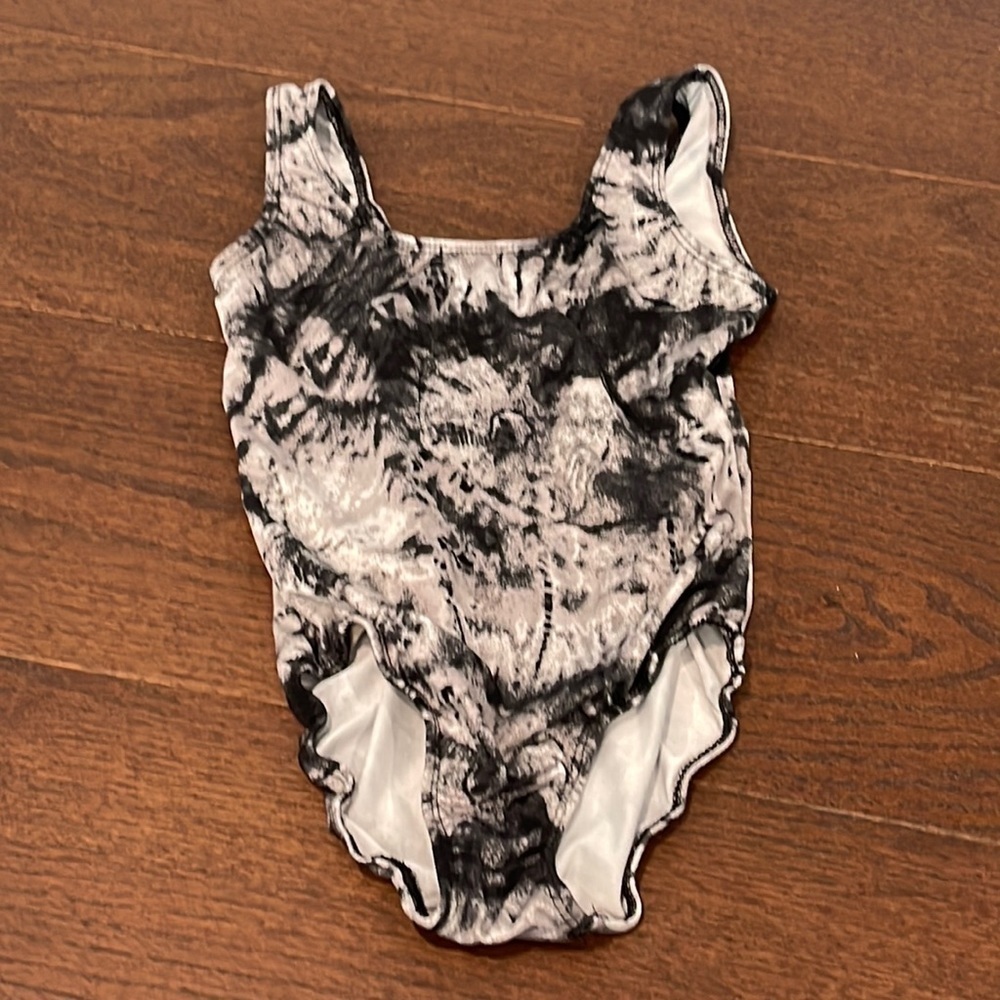 Cheryl Kids Girls Black and White Bathing Suit Size Medium